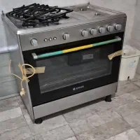 گاز ۵شعله فر کاملا سالم