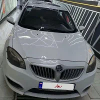 برلیانس ۳۲۰