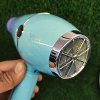 سشوار وی جی ار 452 موتور سنگین AC آرایشگاهی|آرایشی، بهداشتی، درمانی|شاهین‌شهر, شهرک گلدیس|دیوار