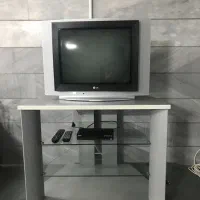 تلویزیون ۲۱ LG همراه دیجیتال و میز