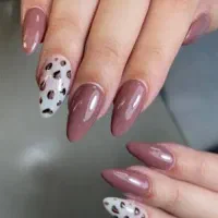 کاشت تخصصی ناخن در اردبیل
