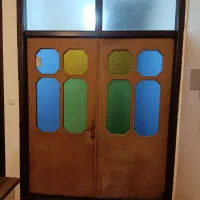 درب چوبی اتاق