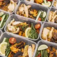 آشپز ماهر یا نیمه ماهر