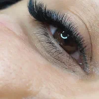 اکستنشن و کاشت تخصصی مژه، لیفت و لمینت مژه و ابرو|خدمات آرایشگری و زیبایی|قم, باجک دو|دیوار