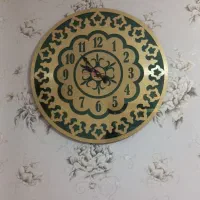 ساعت دیواری