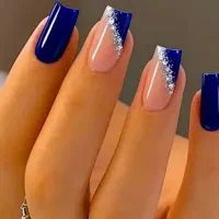 آموزش آنلاین کاشت و طراحی ناخن
