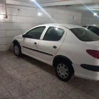 پژو ۲۰۶ v8 صندوقدار مدل ۱۳۹۱
