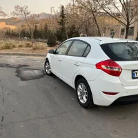 برلیانس ۳۲۰ اتوماتیک ۱۶۵۰|خودرو سواری و وانت|تهران, بهارستان|دیوار