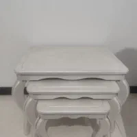 میز عسلی سفید سه تایی منبت کاری شده