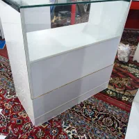 میز کانتر ، میز پیشخوان ، میز ویترینی