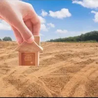 ۳۰۰ متر زمین‌در سه‌قلعه بهترین‌موقیعت