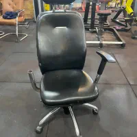 صندلی مدیریتی استوک