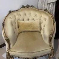 سرویس مبل کلاسیک با میز نهار خوری و بوفه