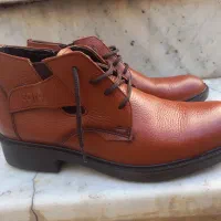 نیم بوت مردانه سایز ۴۲و کفش مجلسی۴۳