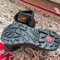 کفش ایمنی و کوهنوردی|کیف، کفش، کمربند|زنجان, |دیوار