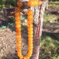 تسبیح کهربا عسلی