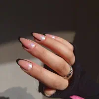 مدل کاشت و ژلیش ناخن|خدمات آرایشگری و زیبایی|اصفهان, رکن الدوله شرقی|دیوار