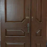 درب چوبی با رنگ پولیستر