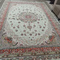 دو فرش هفصد شانه ،نه متری