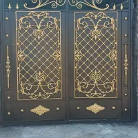 رنگ آمیز (نقاش ساختمان)