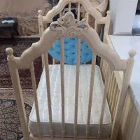 تخت خواب نوزاد