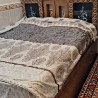 تخت ۲نفره کشو دار وچراغدار درحدنوبدون تشک|تخت و سرویس خواب|باقرشهر, |دیوار