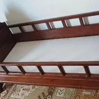 تخت کودک ابعاد ۷۳×۱۵۳کامل چوب