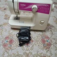 چرخ خیاطی در حد نو مارک brother