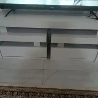 میز تلویزیون سفید