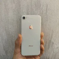 آیفون 8