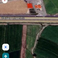 زمین-کنار-جاده