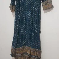پیراهن|لباس|رشت, لاکان|دیوار