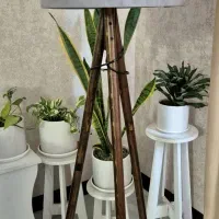 اباژور چراغ خواب پایه دار آواژور