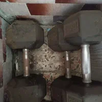دو عدد دمبل 25کیلویی ۶ضلعی و یک عدد 12.5