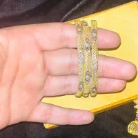 النگو کویتی برابر تابلو