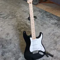 گیتار الکتریک فندر اسکوایر و آمپلی مارشال