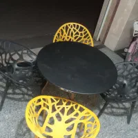 میز و صندلی