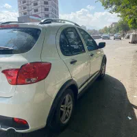 کوئیک آر دو رنگ سفید مشکی