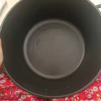 چند عدد قابلمه|ظروف پخت‌وپز|سنندج, |دیوار