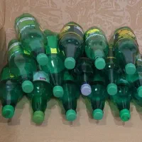 تعداد زیادی بطری دلستر