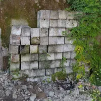 بلوک سیمانی سالم سایز بزرگ استفاده نشده