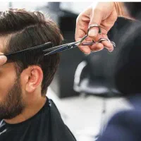 خدمات آرایشگری مردانه در منزل