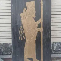 در چوبی ورودی اپارتمان فروشی|مصالح و تجهیزات ساختمان|شاهین‌شهر, شهرک گلدیس|دیوار