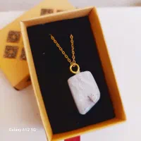 گردنبند کوارتز یخی