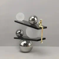 دکوری تندیس مجسمه تزئینی رومیزی کریستال