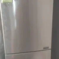 یخچال به فروش میرسد