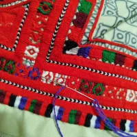 دوچگر|لباس|بزمان, |دیوار