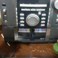 یک عدد سیستم صوتی ویک عددقهوه ساز
