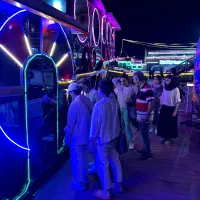 کشتی تفریحی دو طبقه انزلی +موزیک زنده +پذیرایی