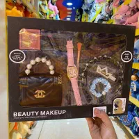 کادویی کیف دخترانه هدیه ساعت مچی پک هدیه ارایشی